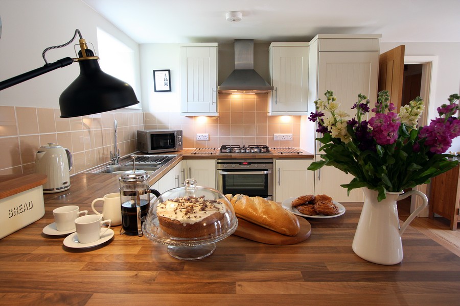 Holiday Cottage Bath on New Leaf Farm - The Hay Barn2