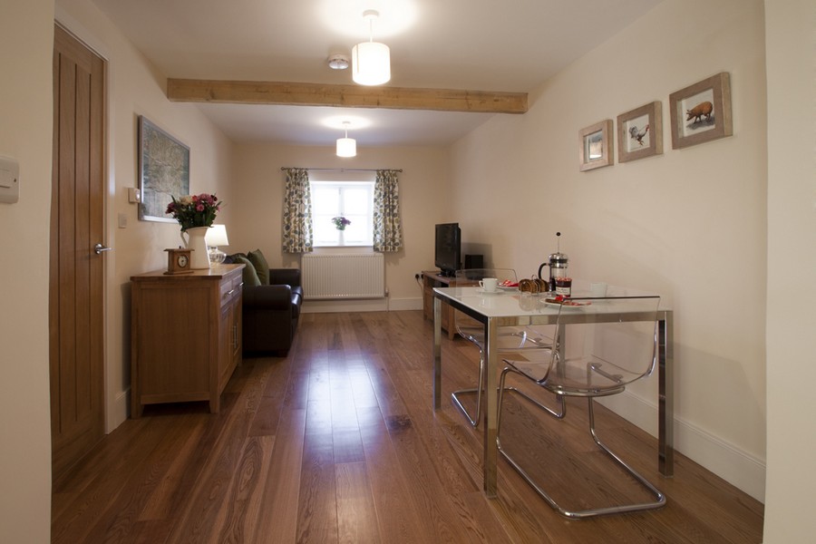 Holiday Cottage Bath on New Leaf Farm - The Seed Shed1